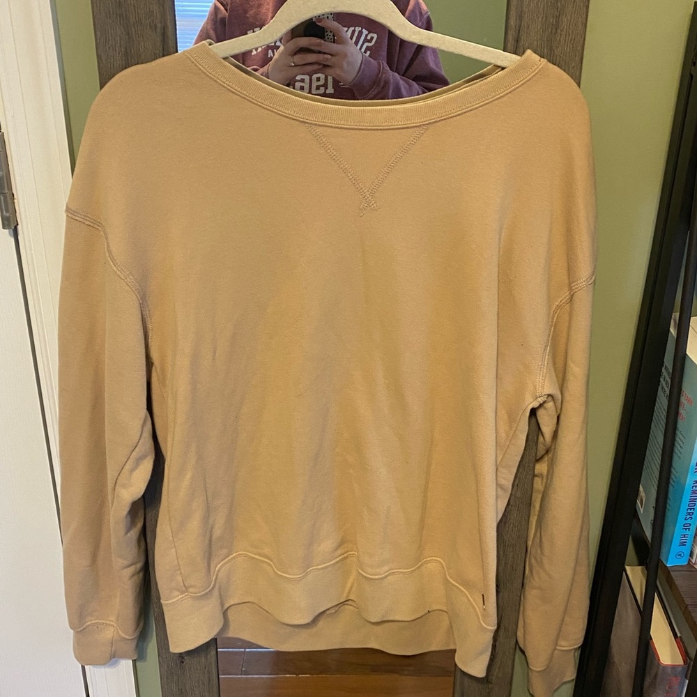 Abercrombie and Fitch Crewneck